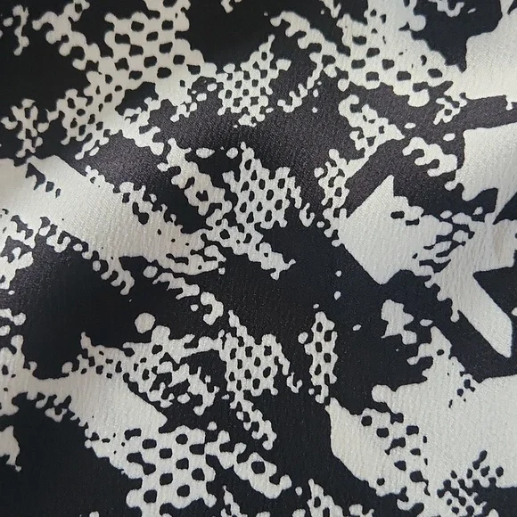 Blouse - Picture 2 of 4